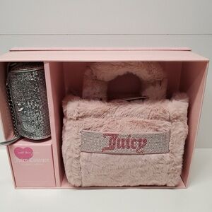 Juicy Couture Dusty blush mini tote  &  Barrel coin purse set in a gift bo…